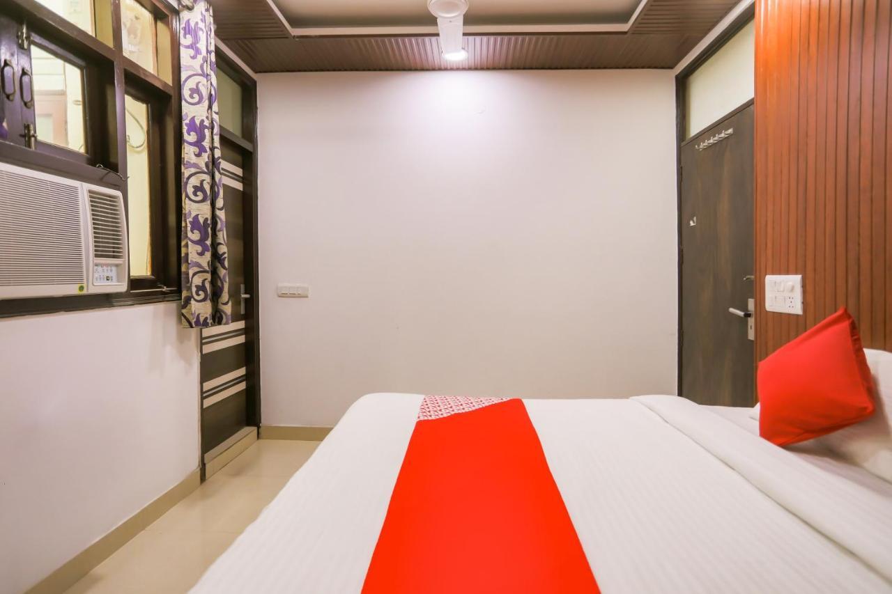 Oyo Jai Palace New Delhi Luaran gambar